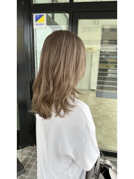 サロンドディバース(Salon de DIVERSE) ミディアムレイヤー