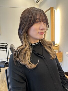 エム バイ ブローチェ(em by BROCHE) 韓国風!ヨシンモリ巻きロングスタイル【韓国/インナーカラー】