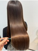 ロングでも続けることで毛先までツヤツヤに！感動髪質改善体験談