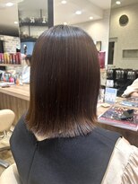 ヴィサージュ ユニール(VISAGE unir)&nbsp;【泉 果穂】切りっぱなし×縮毛矯正♪