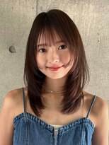 ガーデンヨコハマ(GARDEN YOKOHAMA) ミディアムレイヤーカットワンカール内巻きオリーブベージュ