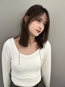 ガーランドギンザ(Garland Ginza) ミディアムレイヤー鎖骨