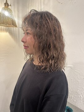 キキ(kiki) 【サノユイ】スパイラルパーマ