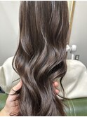 アッシュベージュ×イルミナ