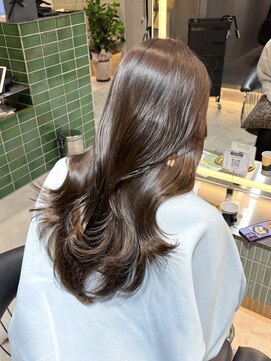 ロンドクロエ 横浜(Lond Chloe) メルティカラーフェミニンロング似合わせカット韓国ブリーチなし