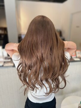 ギネス(Giness) ミルクグレージュウェーブハイライトカラー