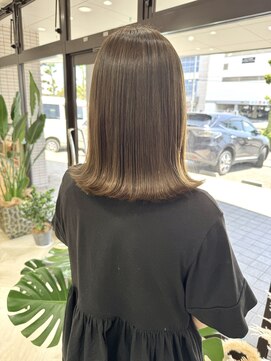 ラフ(laugh) 髪質改善ストレート / オリーブベージュ