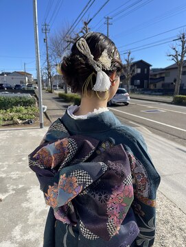 シロ(SILLO.) 成人式hair