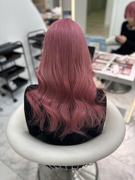 ロンドルピナス 小倉(Lond Lupinus) ミディアムレイヤーカット/似合わせカット/大人ガーリー/20代