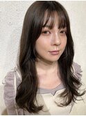 大人ガーリーダークアッシュミディアムレイヤーカットブリーチ