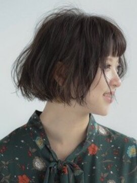 オルティ(OLTI) 《OLTI》やわらかボブ×インナーにイエローカラー