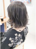 アッシュグレージュ切りっぱなしボブ☆ブリーチデザインカラー