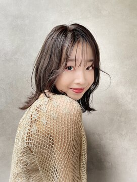 メゾンドイギー(MAISON de IGGY) 大人かわいい　フェザーバング#大人かわいい#カーキグレージュ