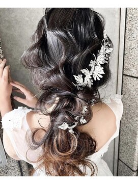 セットサロン ベル(Belle) ☆結婚式、2次会、ブライダル☆ポニーテール