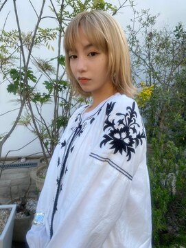 ジョニアンドロージ(Joni & Rougy) ラフボブ×ハニーブロンド