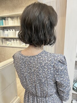 キャアリー(Caary) 福山Caary癖毛を活かしたパーマ風大人マチルダボブ20代30代40代