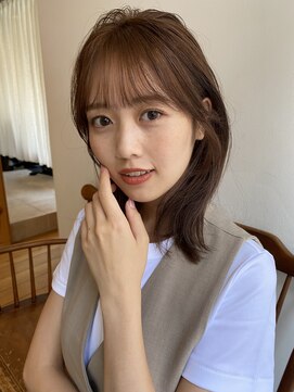 ガーランド (Garland) 大人かわいいくびレイヤー顔まわりレイヤーカットピンクベージュ