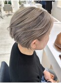 大人ハイライト白髪ぼかしグレージュローライトショートボブ
