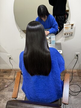 シアン バイ アルテフィーチェ(CYAN by artefice) 髪質改善 スーパーロング ワンレングス レイヤー 韓国風巻き