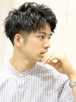 ヨシザワインク プレミアム 横浜 桜木町店(YOSHIZAWA Inc. PREMIUM)の写真/“メンズ専門店”だからこその、こだわりの技術。メンズサロンならではの、こだわりの空間で寛ぎの時間。