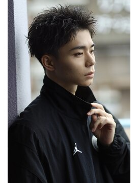 リップス 横浜(LIPPS) ツイストスパイキーショート