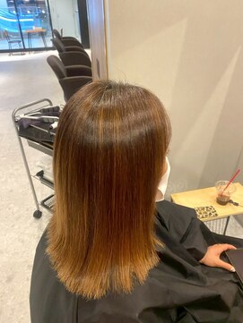 カームバイフォレスト 三郷中央(Calm by Forest.) ブリーチ毛メテオストレート