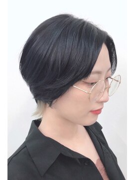 レプリカ 戸塚(Replica) ショートウルフ×ホワイトベージュ