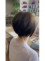 リーク(LEEK) ボリュームが欲しい50.60代の大人女性にオススメヘアースタイル