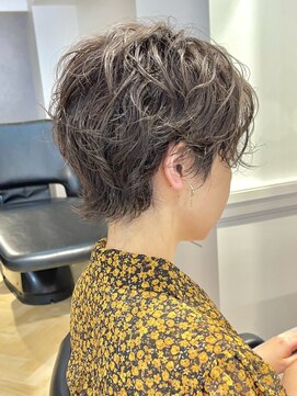 GRAFF 鎌倉 ショート ボブ  【グラフカマクラ】【3月下旬NEW OPEN（予定）】 グレージュ/メンズライク前下がりショートパーマ/クールショート