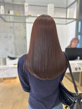 ロンドルピナス 小倉(Lond Lupinus) ミディアムレイヤーカット/似合わせカット/大人ガーリー/20代