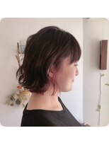 ノエル(Noel)&nbsp;ぱつんとボブ・インナーカラーバイオレット