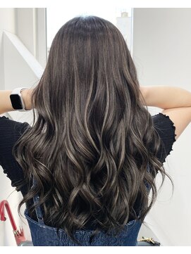 アライブ キチジョウジ(ALIVE Kichijoji) 【ALIVE吉祥寺】ハイライトカラー白髪ぼかし／ケアブリーチ