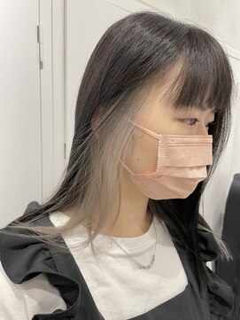 ボンドストーリーホワイト(BondStory White) 【Bond Story 白川】ホワイトベージュイヤリングカラー♪