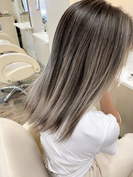 ウォンク(WONK.) [WONK.] ホワイト系エアタッチバレイヤージュ