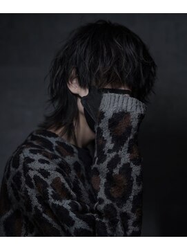 シン(syn) マッシュウルフ　ツイストスパイラル