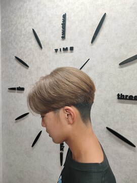 ロジコ(logico) メンズマッシュ×ベージュカラー