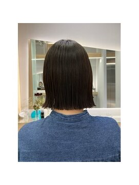 クシュ 所沢西口プロぺ通り(kusyu... ) 黒髪/グレーベージュ/レイヤーロング/前髪パーマ/所沢ハイライト