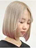 white blond×end color [新宿駅/フルバング/似合わせカット]