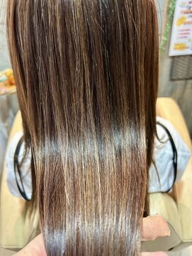 フルーヴ(Fleuve) 梅雨や湿気に負けない!大人気×METEOストレート♪