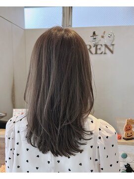 ローレン(LOREN) ＊LOREN＊ミディアムレイヤー/透明感カラー