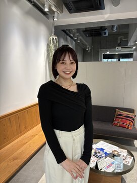 ミリ(milli Produce by ITAKURA) 前下がり大人ボブ