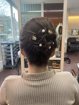 ヘアサロン ユニティ(Hair Salon Unity) 夜会巻きヘアアレンジ