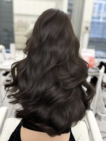 アマトウキョウスマートサロン(AMA TOKYO×Smart Salon)&nbsp;ヘーゼルベージュ　ブリーチなし　レイヤーカット　海外風