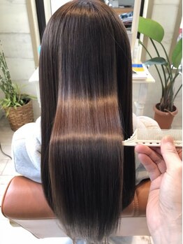 アロハララ(ALOHA LaLa)の写真/【野幌駅徒歩3分】広がりごわつくくせ毛や気になるうねりを徹底的ケア◇綺麗に伸び、自然なさらツヤ髪に♪