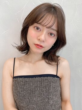 アグノス 青山(Agnos) ココアベージュグラゲヘアーくびれ小顔オリーブグレー