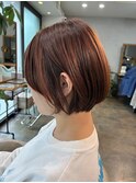 ショートボブ