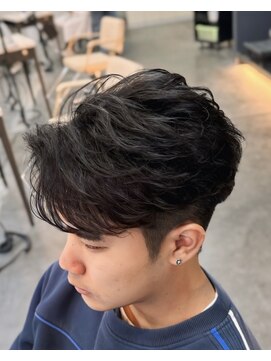 バース 河原町店(BIRTH) 韓国へアカルマパーマワックスなしセンターパート黒髪ウルフ