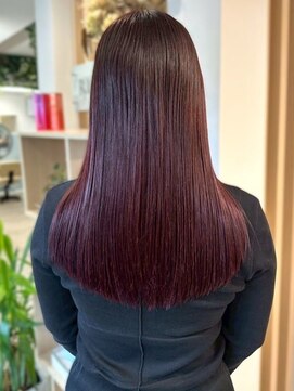 ユニバイリサ 天神大名店(uni by risa) チェリーレッド 髪質改善トリートメント ストレート ツヤ髪 20代