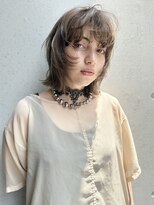 デイジー(Daisy)&nbsp;レイヤーボブ ベージュカラー 透け感カラー