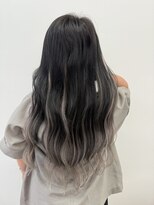 ロサ ファイブヘアー(Rosa..5Hair)&nbsp;スモーキーグレーグラデーションロング